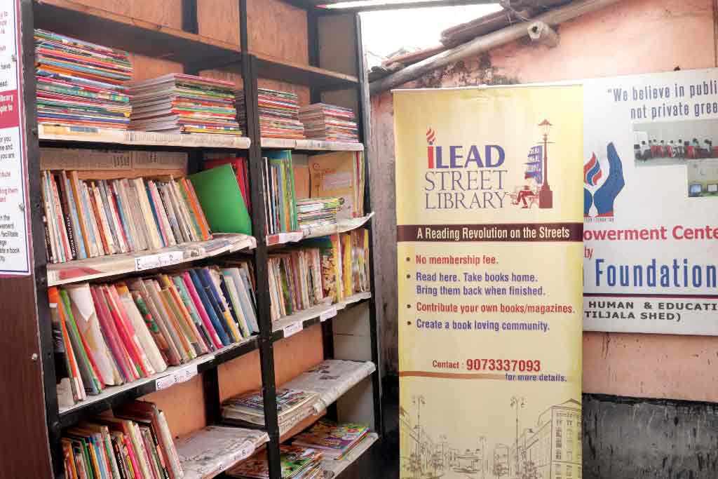 iLEAD Street Library - Tiljala Shed, Topsia